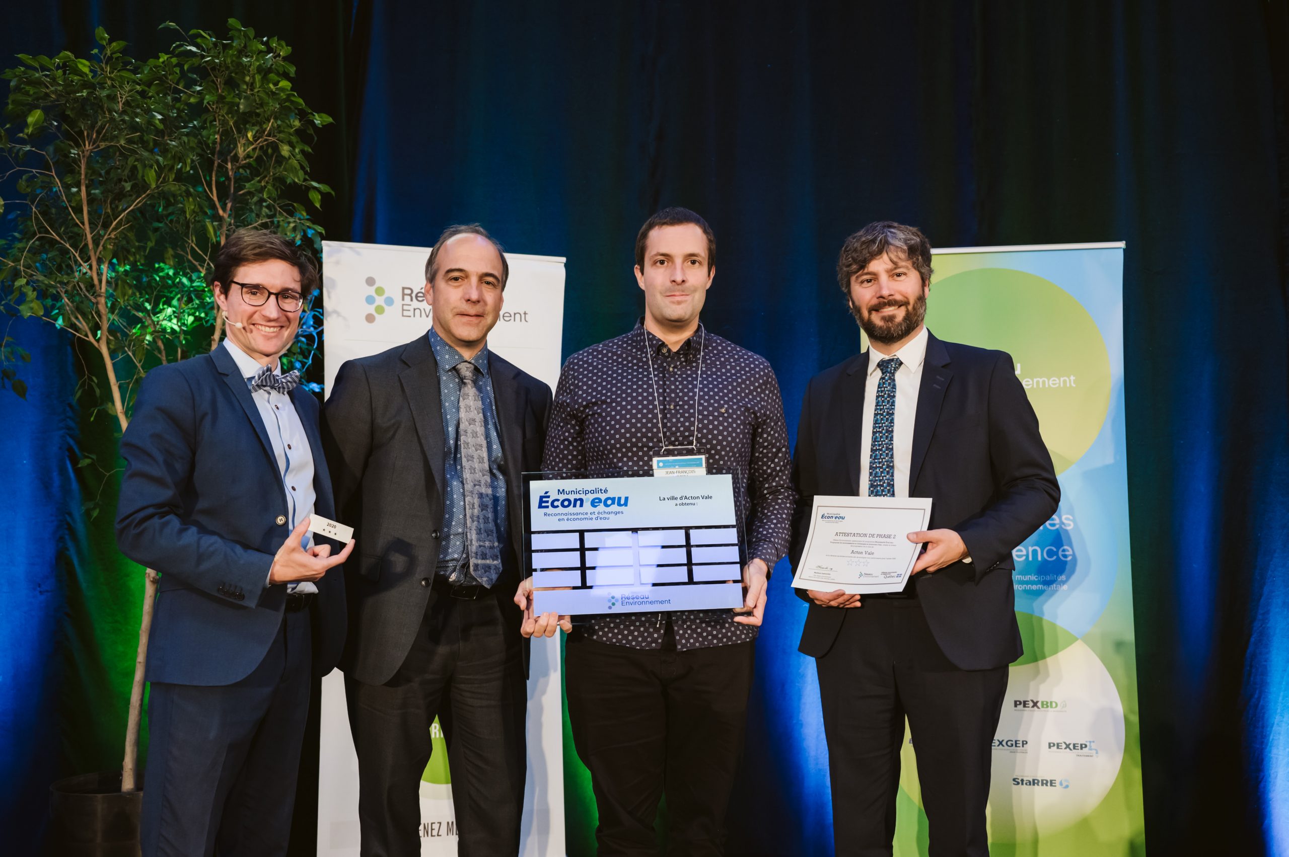 La ville de d’Acton Vale reçoit une attestation pour ses résultats sur l’économie d’eau potable